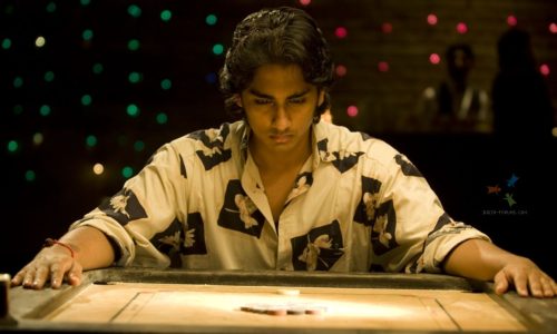 Siddharth Narayan constantly looking in carrom
